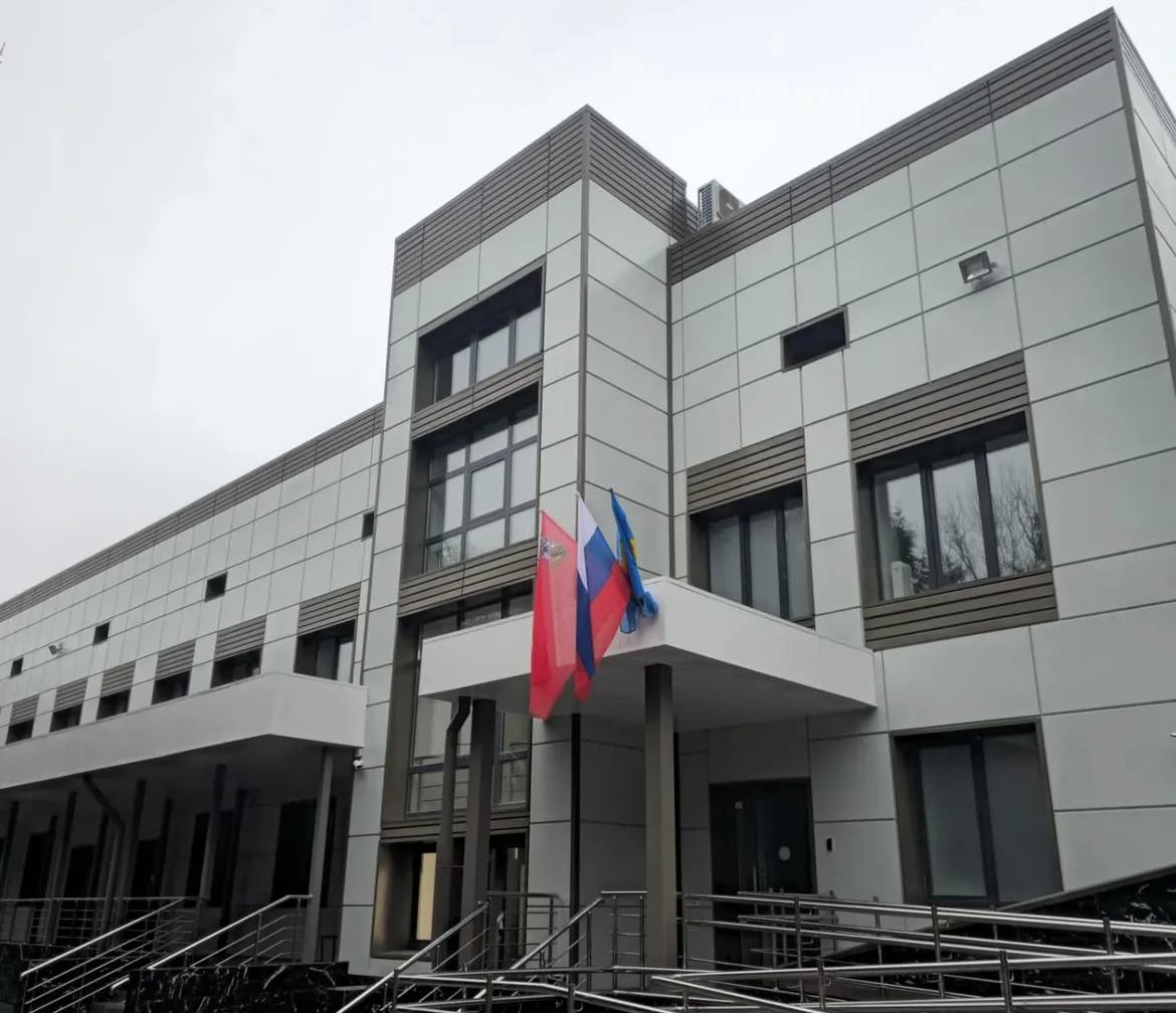 Оконный дом №4