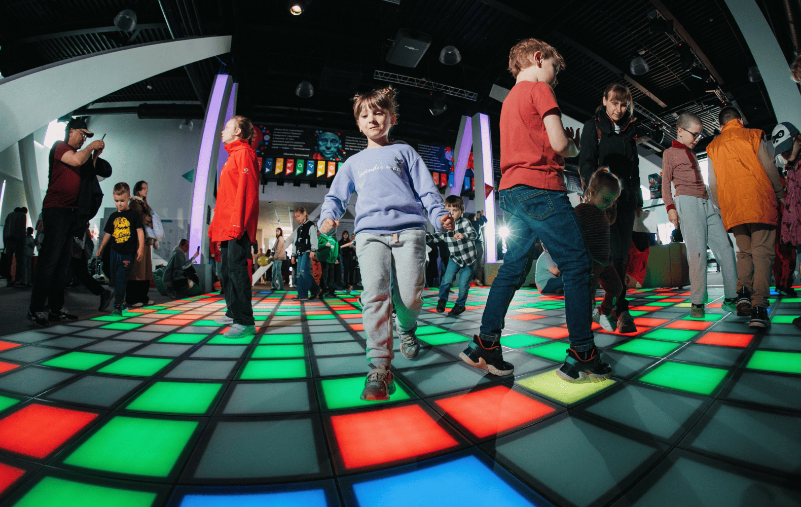 Пол – это лава №6