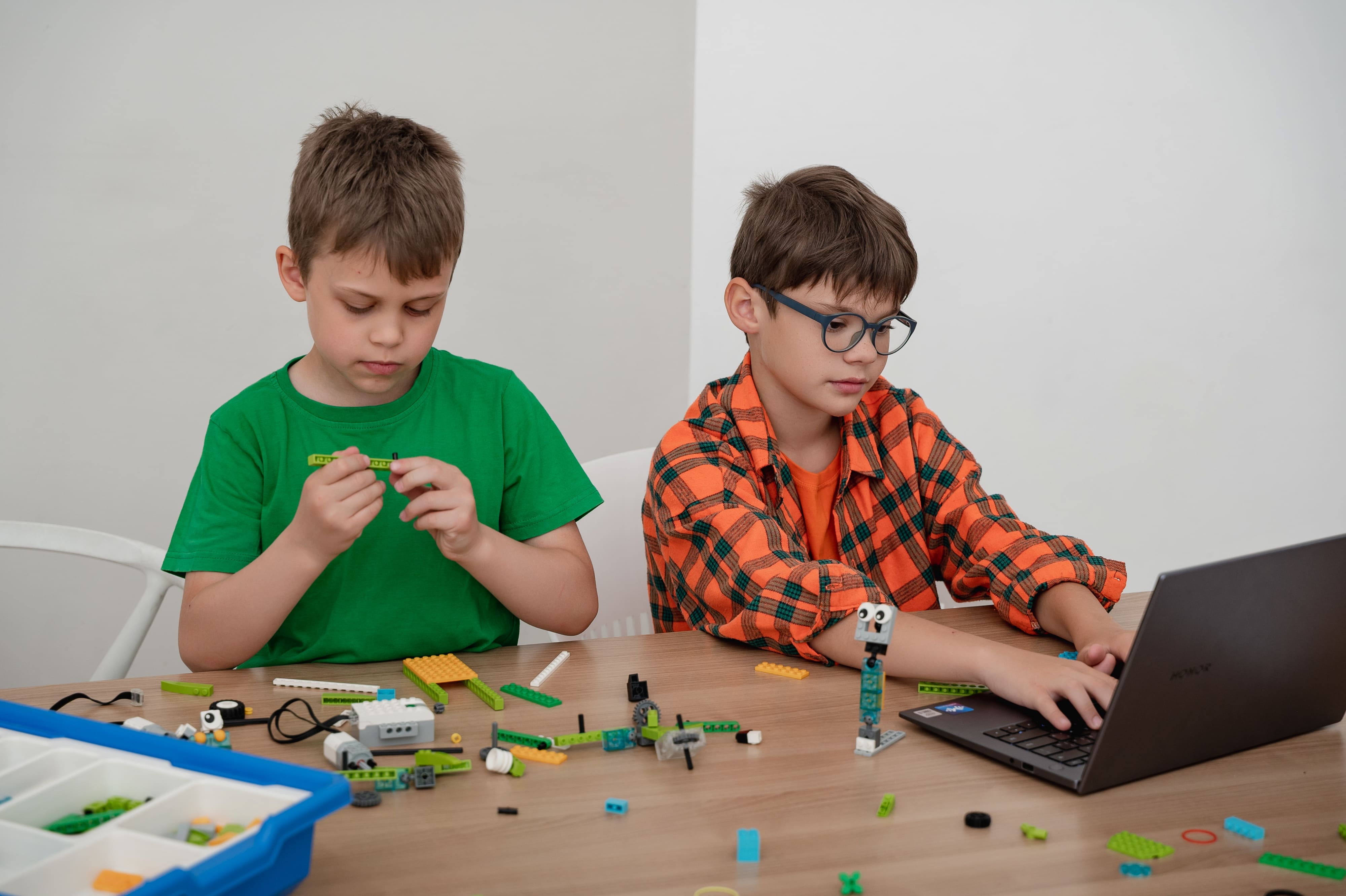 Лига Роботов №12