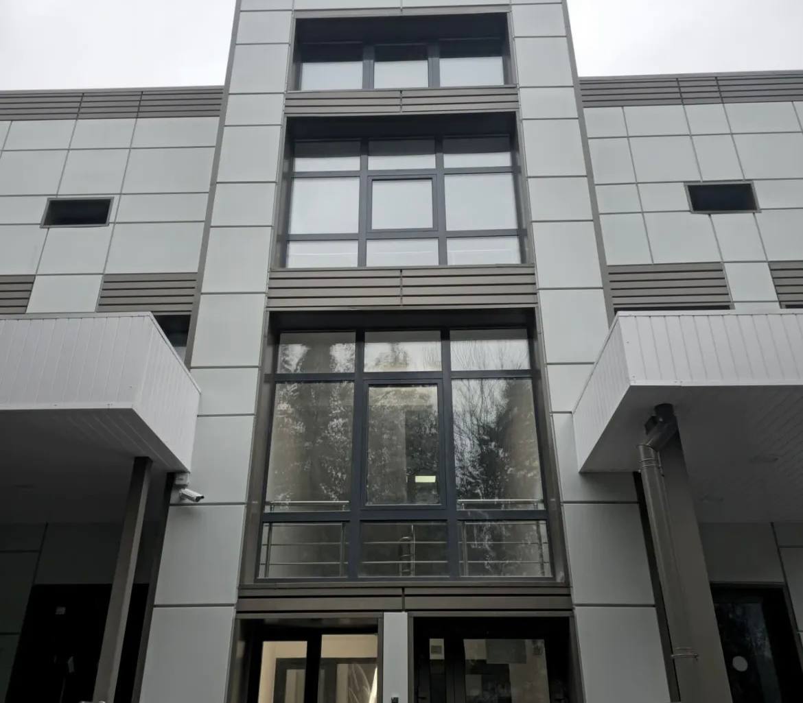 Оконный дом №5