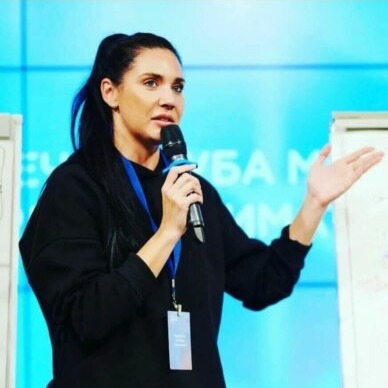 Андрианова Светлана